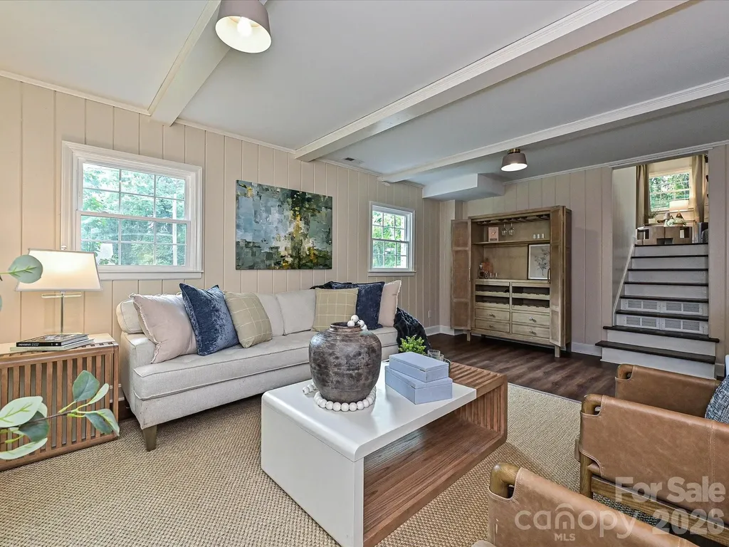 6654 Brookcrest Drive Charlotte NC 28210