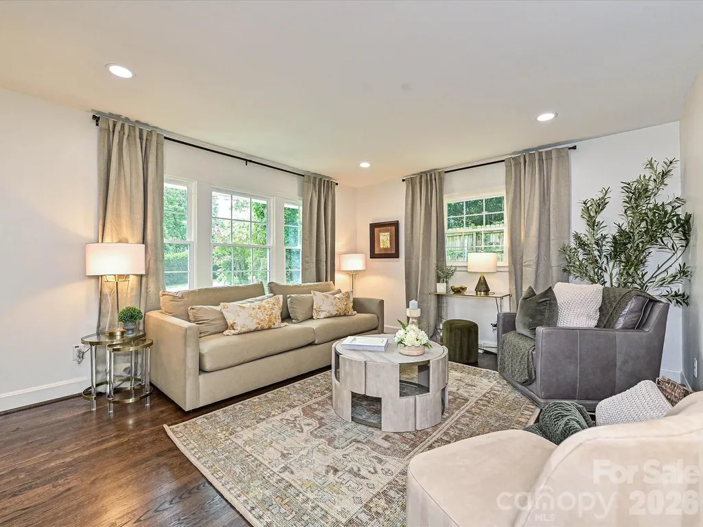 6654 Brookcrest Drive Charlotte NC 28210