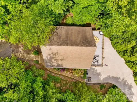 19 Holly Crest Lane Fairview NC 28730