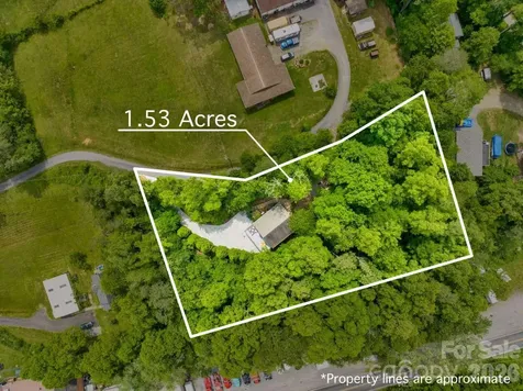 19 Holly Crest Lane Fairview NC 28730