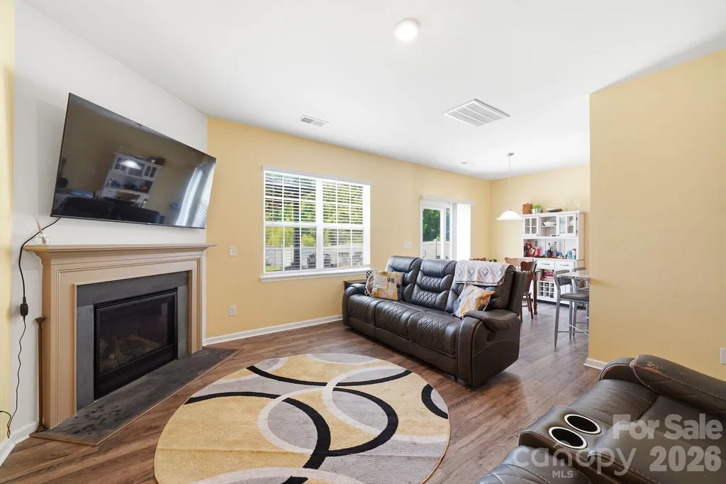 9839 Oak Barrel Lane Charlotte NC 28215