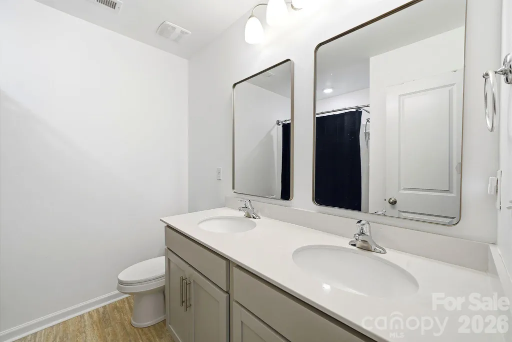 9839 Oak Barrel Lane Charlotte NC 28215