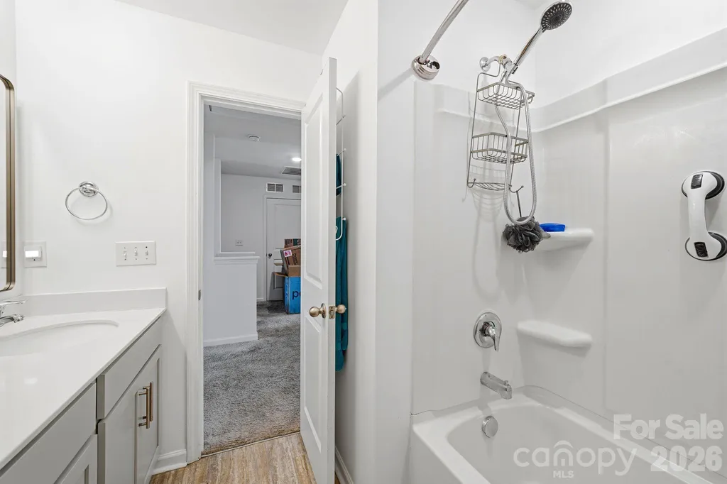9839 Oak Barrel Lane Charlotte NC 28215