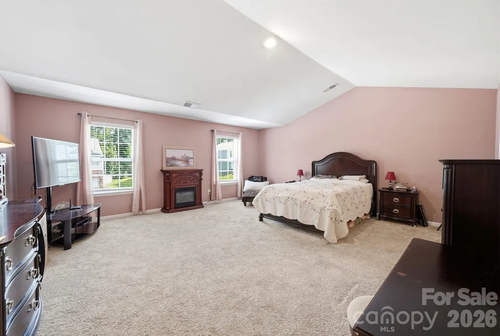 9839 Oak Barrel Lane Charlotte NC 28215