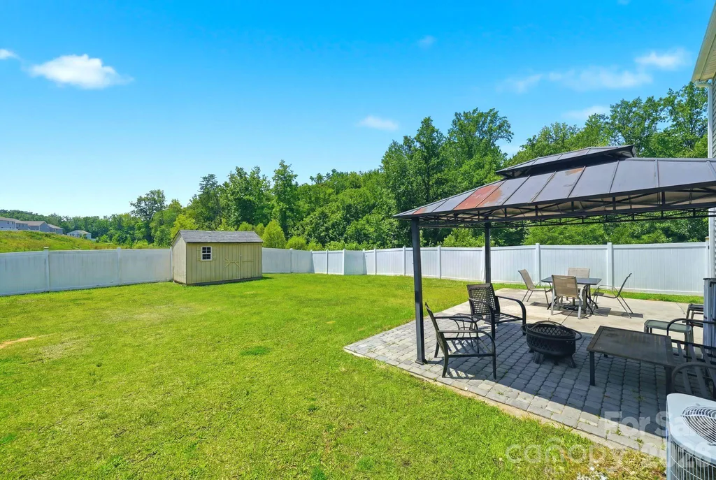 9839 Oak Barrel Lane Charlotte NC 28215