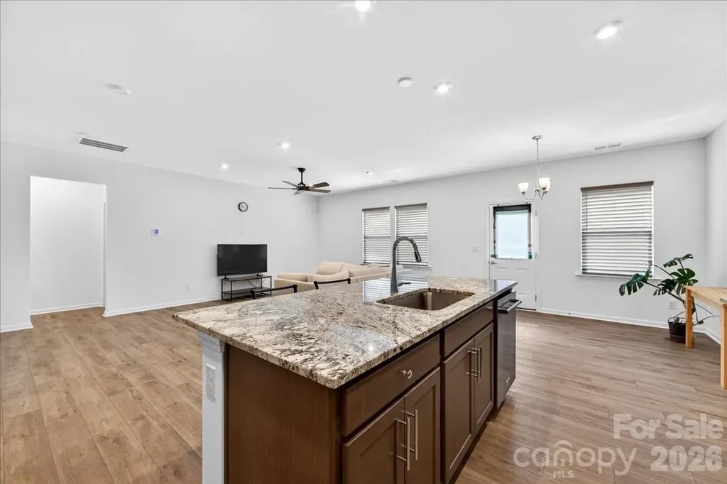 11119 Glasden Road Charlotte NC 28278
