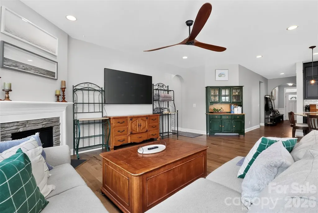 128 Creekside Crossing Lane Mooresville NC 28117