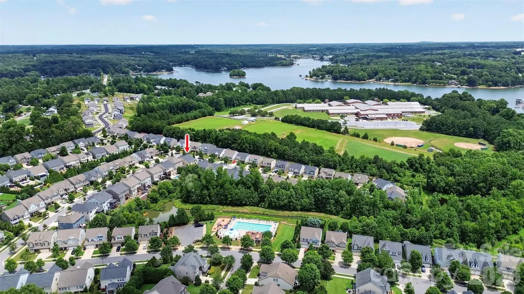 128 Creekside Crossing Lane Mooresville NC 28117