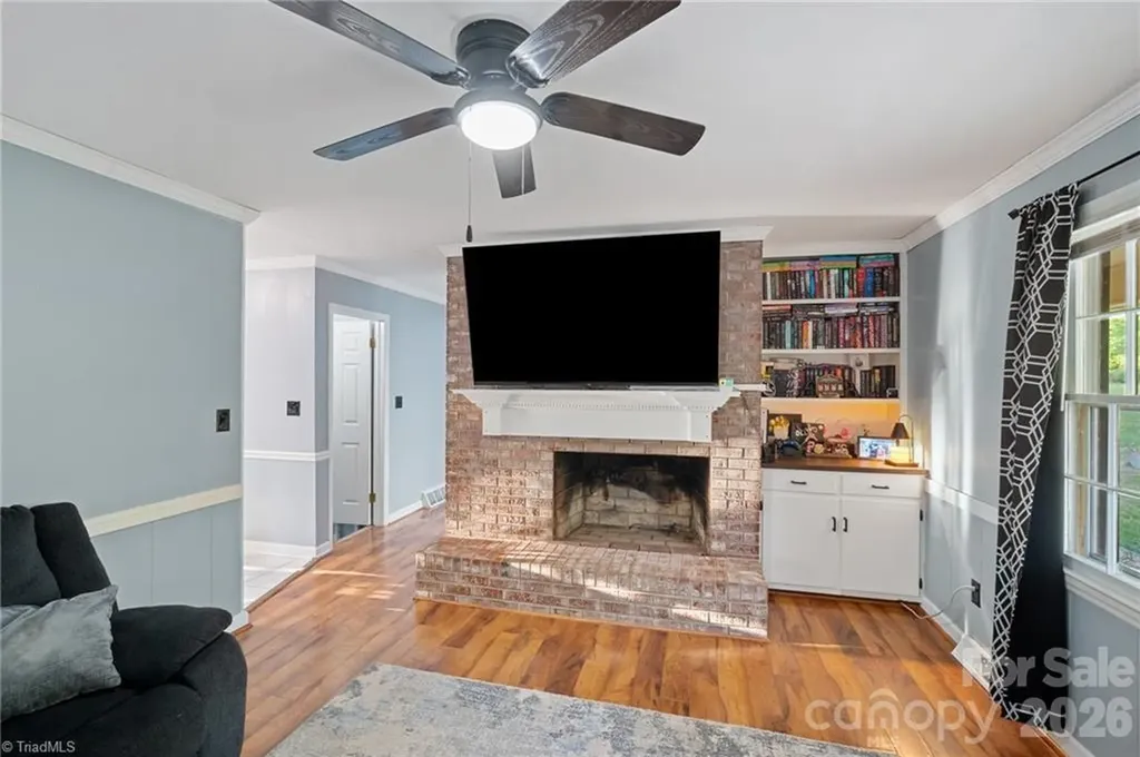 244 Pine Valley Road Thomasville NC 27360