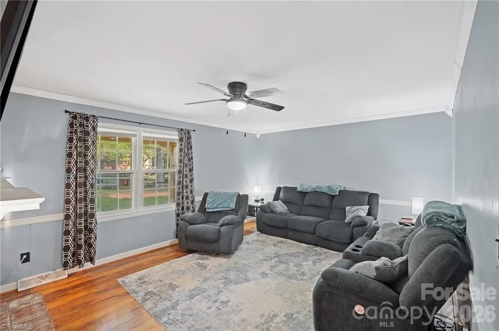 244 Pine Valley Road Thomasville NC 27360