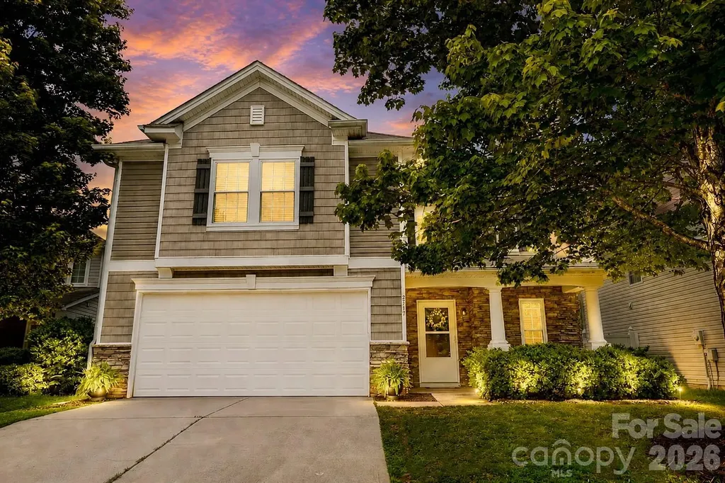 2717 Markham Woods Court Charlotte NC 28214