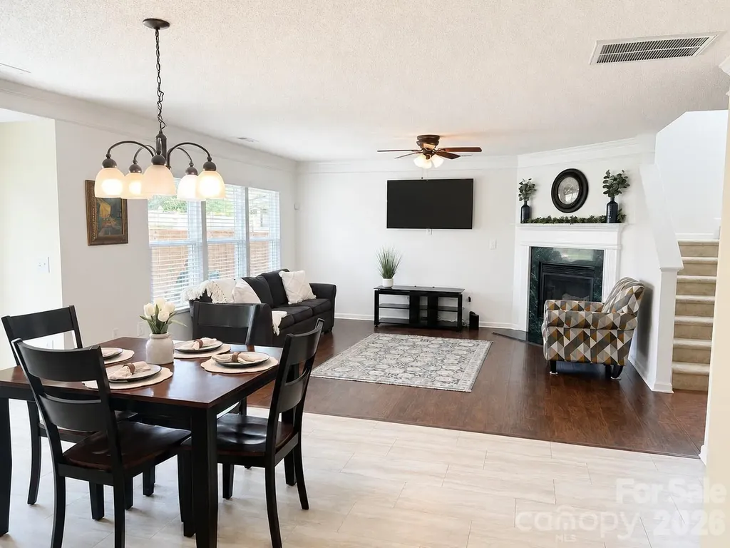 2717 Markham Woods Court Charlotte NC 28214