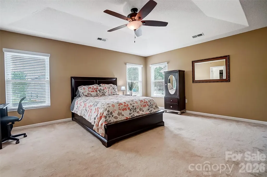 2717 Markham Woods Court Charlotte NC 28214