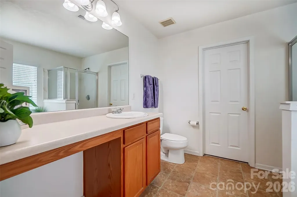 2717 Markham Woods Court Charlotte NC 28214