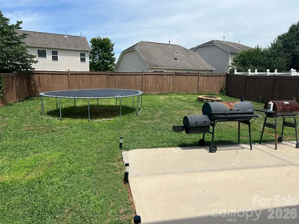 2717 Markham Woods Court Charlotte NC 28214