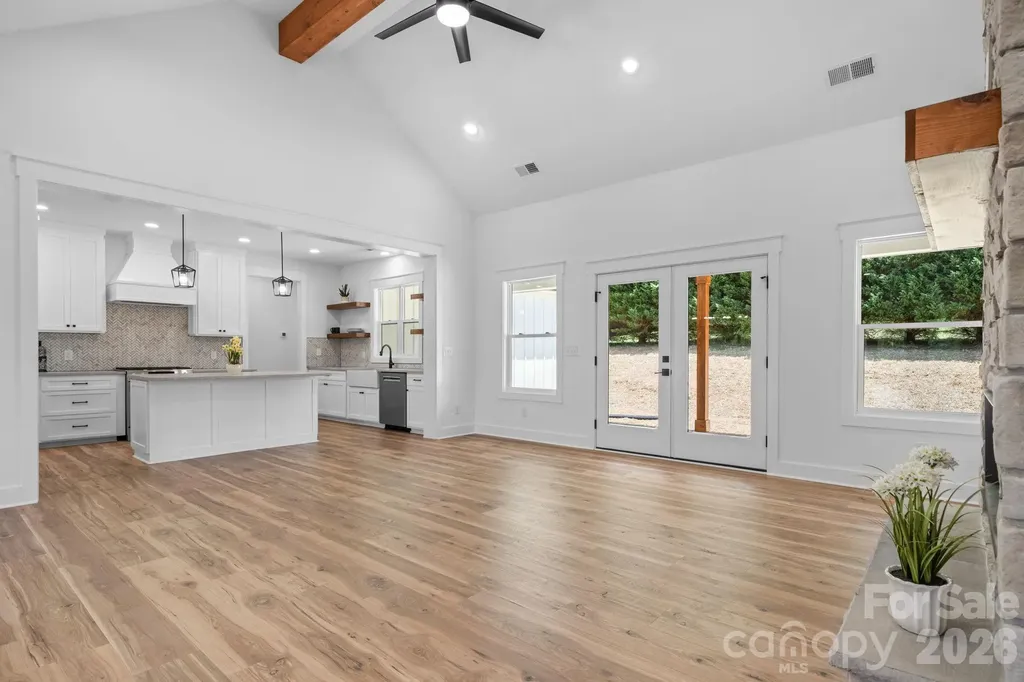 1265 Misty Lane Hickory NC 28601