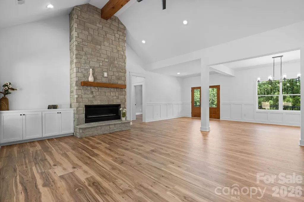 1265 Misty Lane Hickory NC 28601