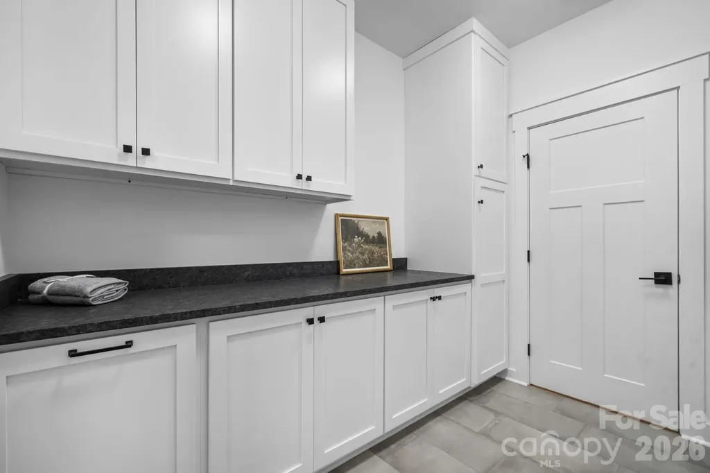 1265 Misty Lane Hickory NC 28601