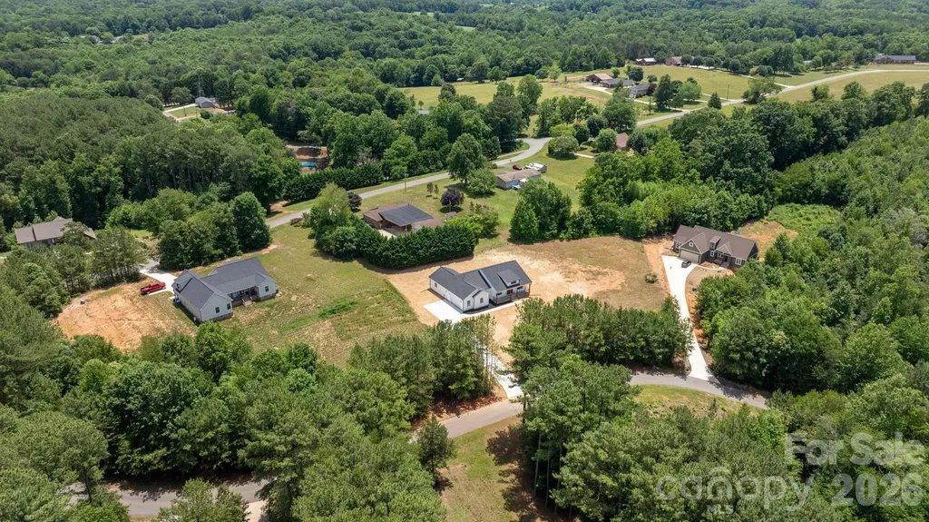 1265 Misty Lane Hickory NC 28601