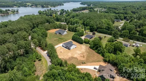 1265 Misty Lane Hickory NC 28601