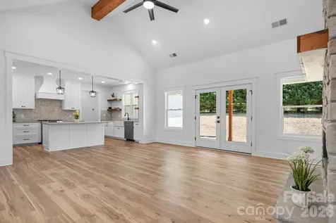 1265 Misty Lane Hickory NC 28601
