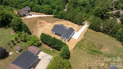 1265 Misty Lane Hickory NC 28601