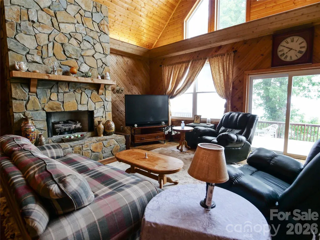 386 Arrowhead Trail Columbus NC 28722