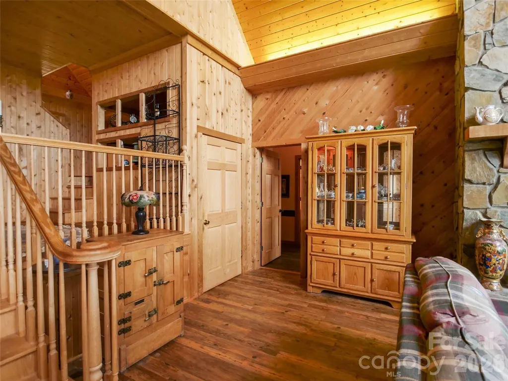386 Arrowhead Trail Columbus NC 28722