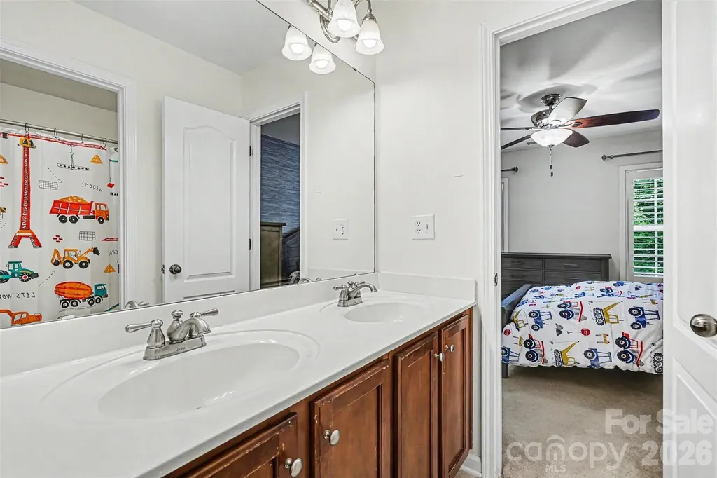 5621 Turkey Oak Drive Charlotte NC 28227