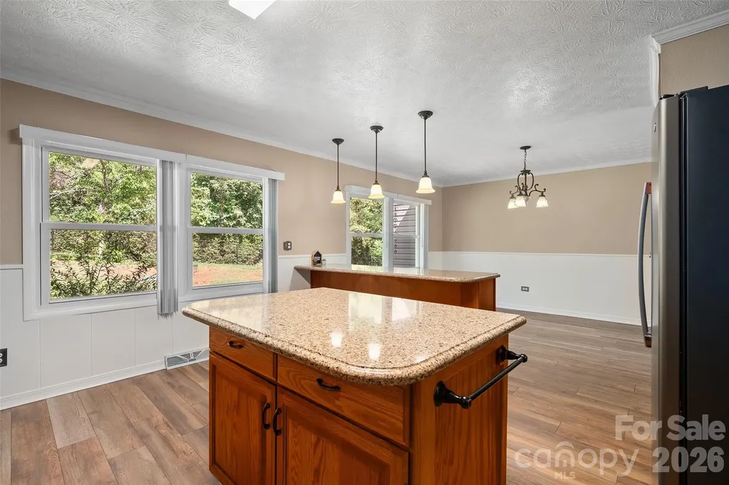 519 Nellie John Drive Clyde NC 28721