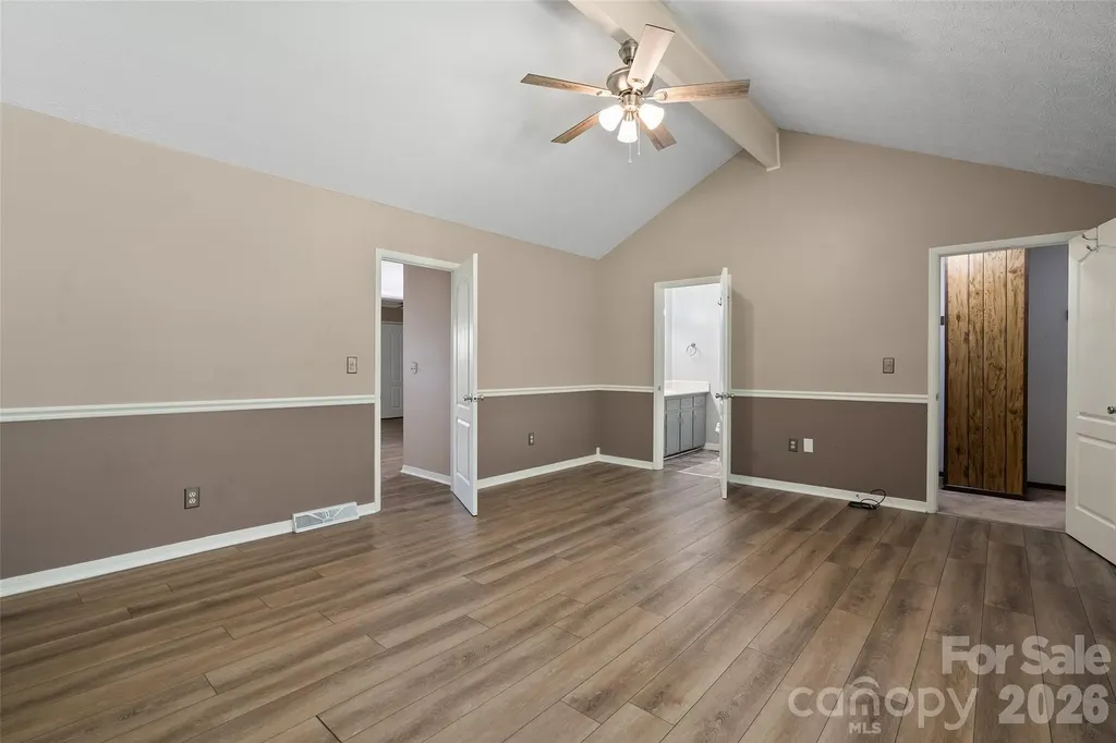 519 Nellie John Drive Clyde NC 28721