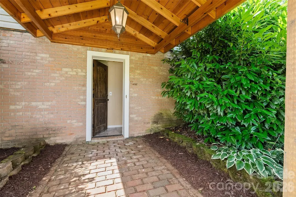 519 Nellie John Drive Clyde NC 28721