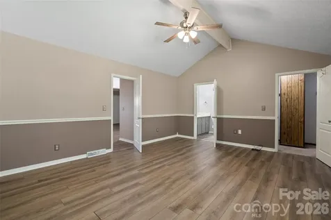 519 Nellie John Drive Clyde NC 28721