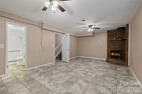519 Nellie John Drive Clyde NC 28721