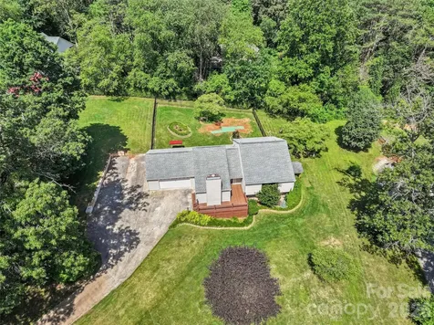 519 Nellie John Drive Clyde NC 28721