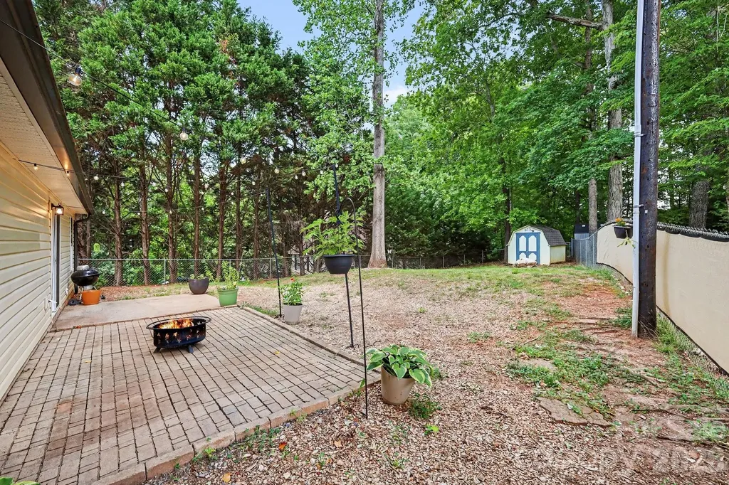 116 Julia Street Mount Holly NC 28120