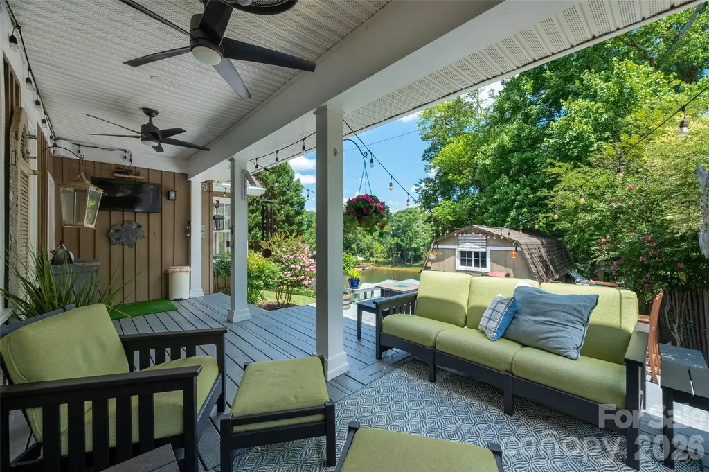 6236 River Cabin Lane Charlotte NC 28278