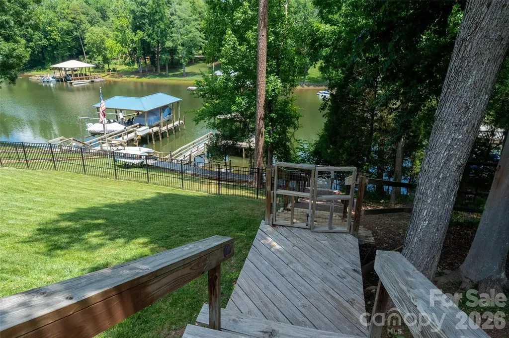 6236 River Cabin Lane Charlotte NC 28278