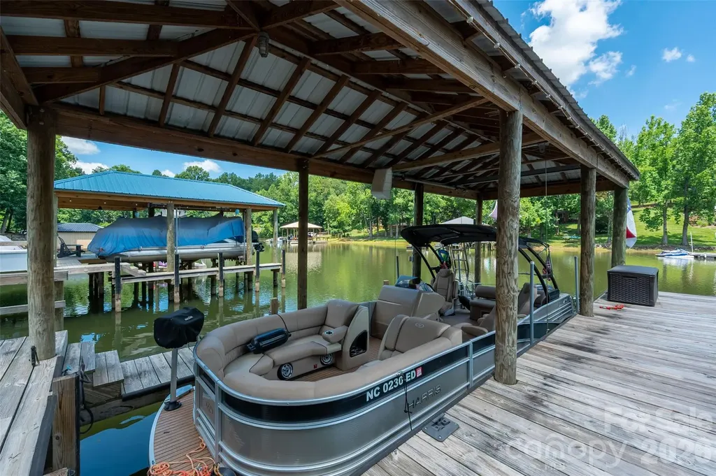 6236 River Cabin Lane Charlotte NC 28278