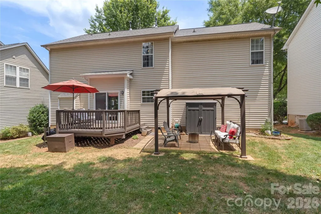 12002 Harmon Lane Pineville NC 28134