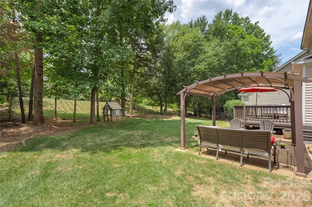 12002 Harmon Lane Pineville NC 28134