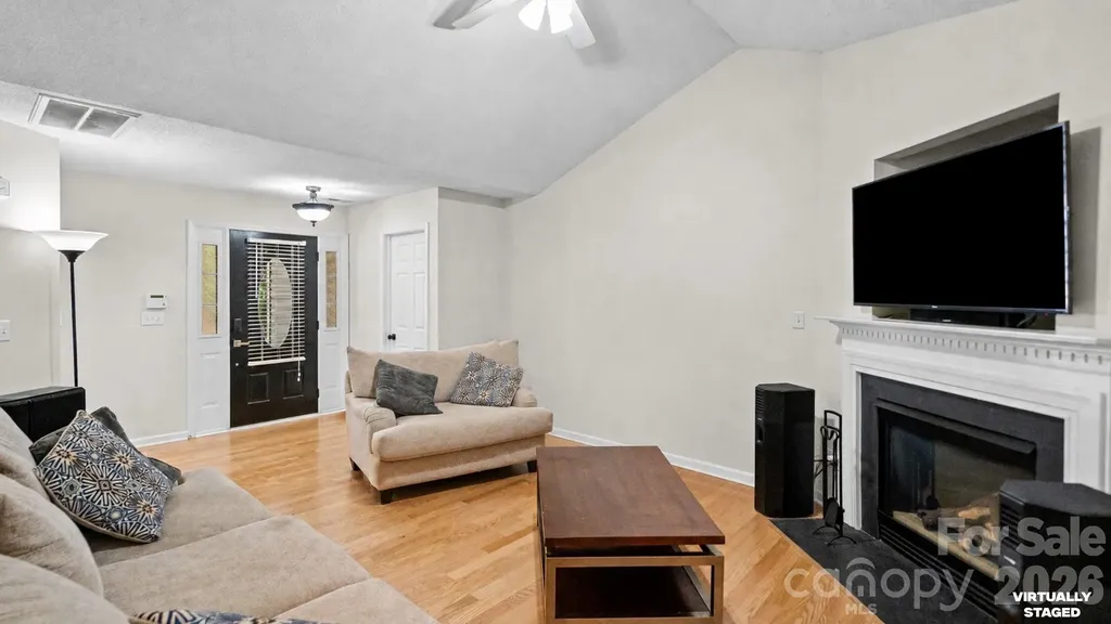 5050 Gibbons Link Road Charlotte NC 28269