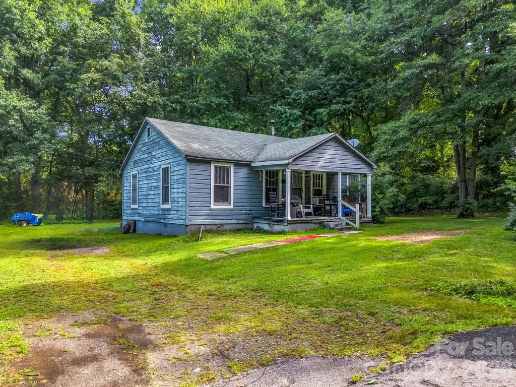 126 Bittle Street Forest City NC 28043