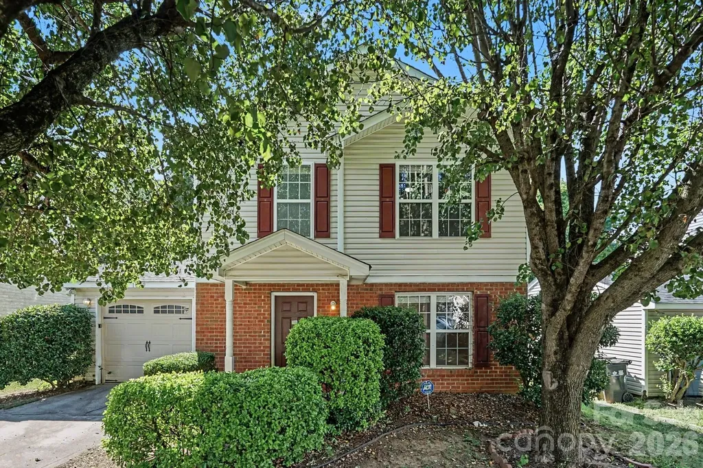 1029 Jordans Pond Lane Charlotte NC 28214