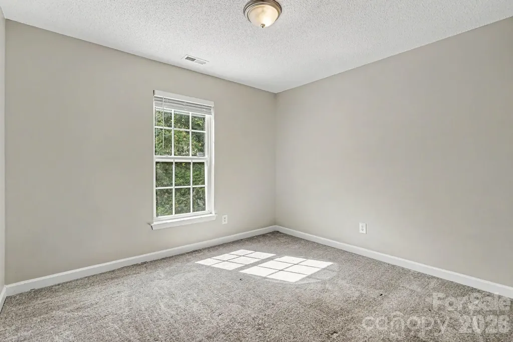 1029 Jordans Pond Lane Charlotte NC 28214