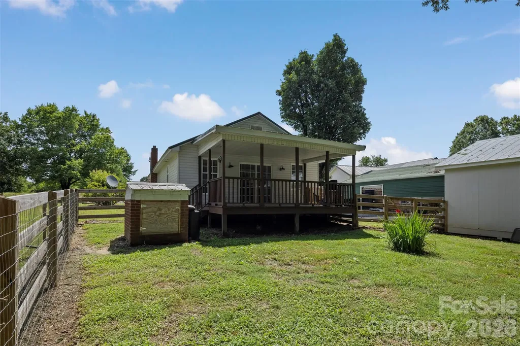 6121 Sikes Mill Road Monroe NC 28110