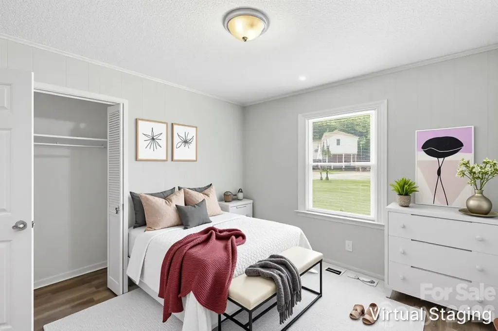 5008 Sea Oates Lane Bessemer City NC 28016