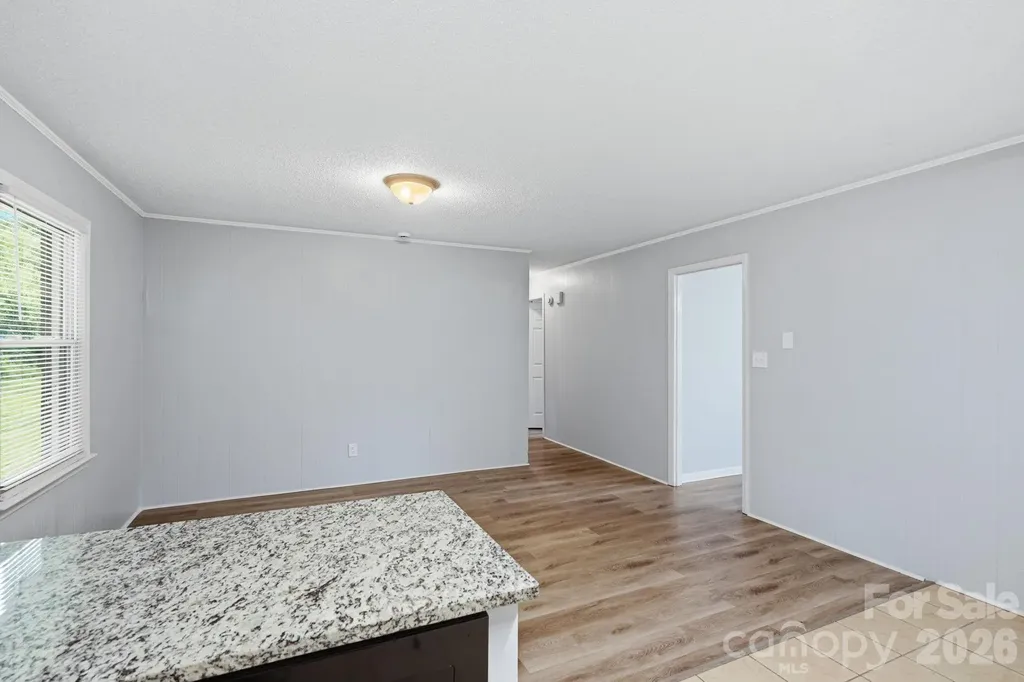 5008 Sea Oates Lane Bessemer City NC 28016