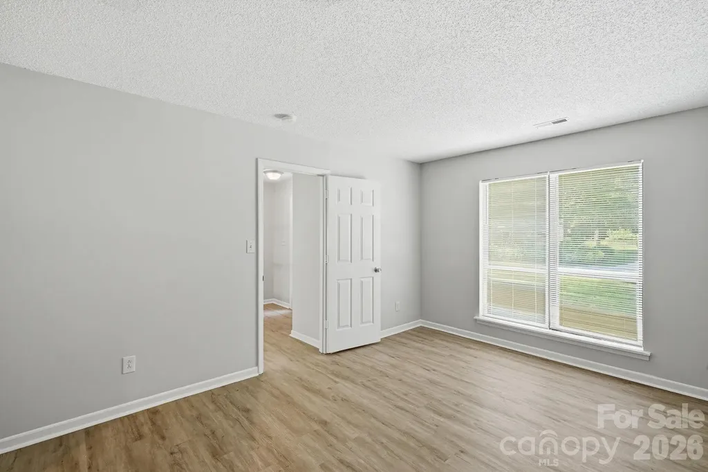 11813 Moonridge Drive Charlotte NC 28226