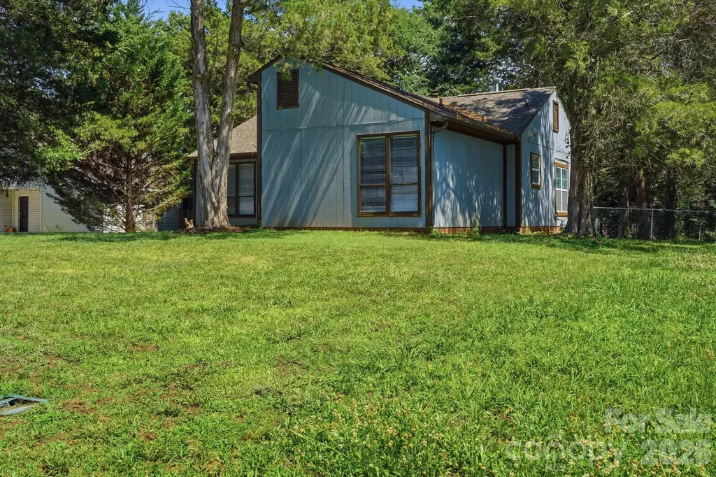 11813 Moonridge Drive Charlotte NC 28226